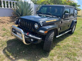 4 Door Jeep Wrangler Black